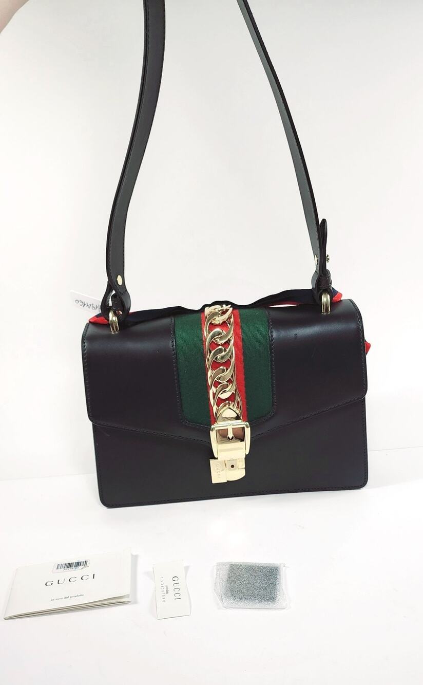 Authentic Gucci Sylvie Black Leather Women Crossbody And Shoulder Bag 421882